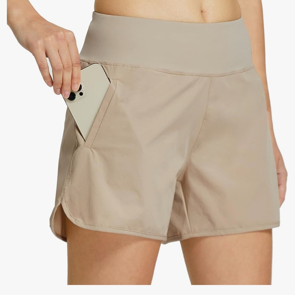 Women's Tan Running, Hiking Shorts XS  NWT